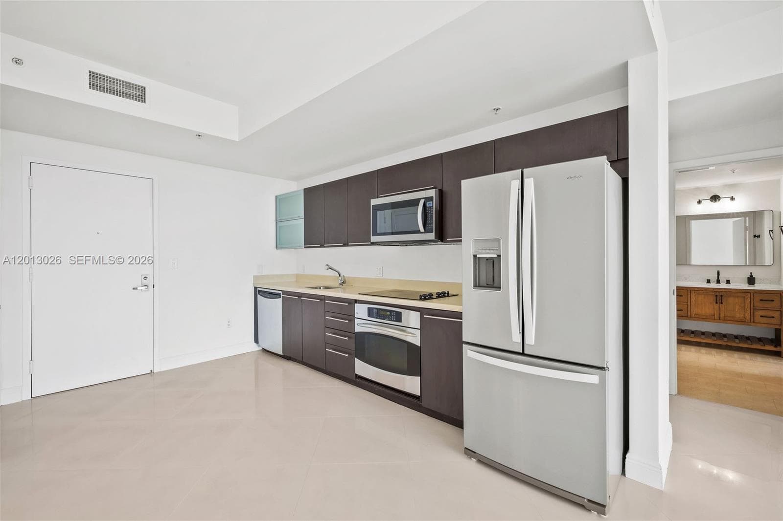 90 SW 3rd St # 1608, Miami FL 33130 — 11