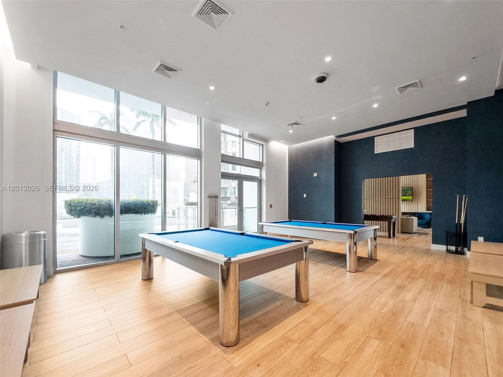 90 SW 3rd St # 1608, Miami FL 33130 — 35