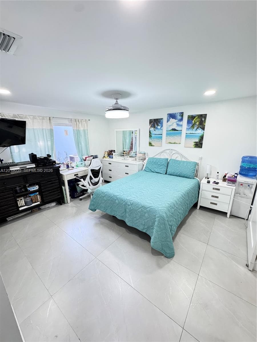 7140 W 15th Ct, Hialeah FL 33014 — 15