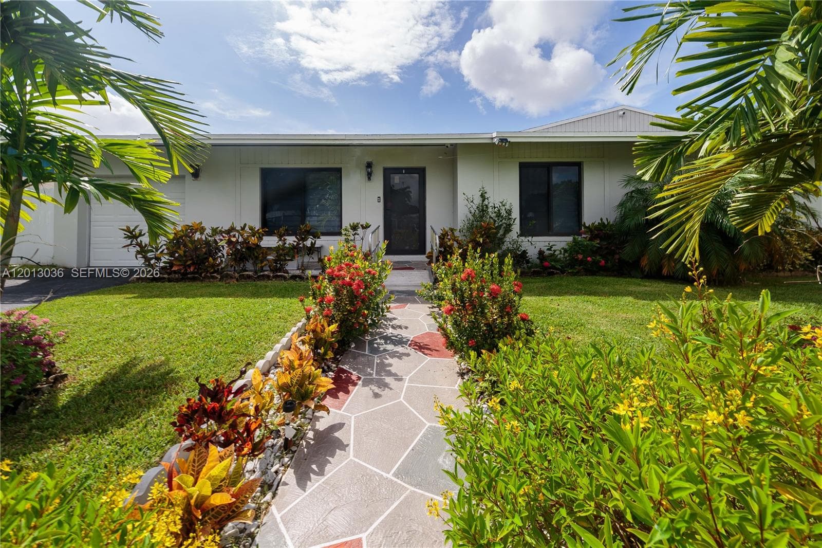 19311 Sterling Dr, Cutler Bay FL 33157 — 2