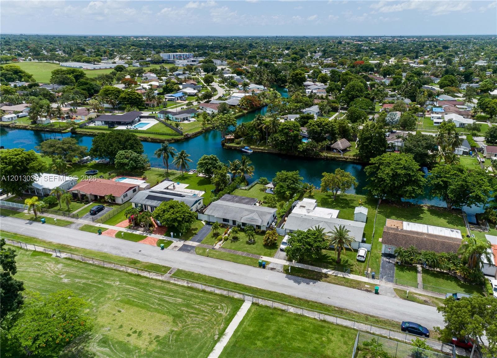 19311 Sterling Dr, Cutler Bay FL 33157 — 38