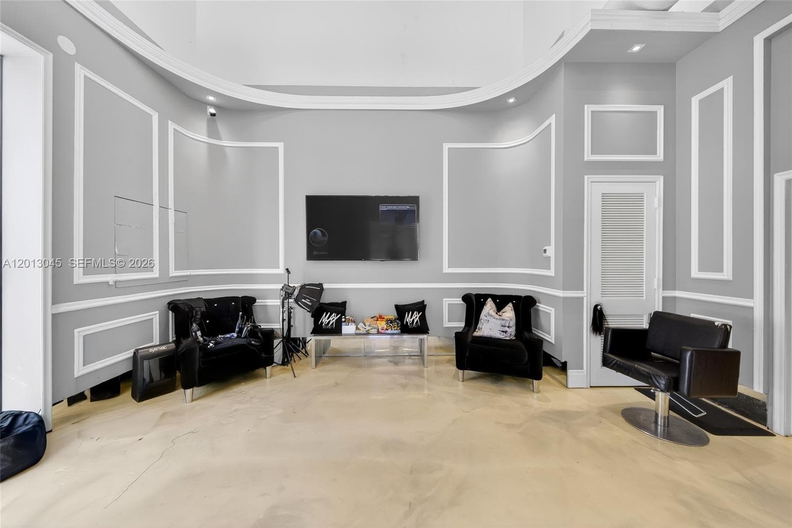 201 NW 37th St, Miami FL 33127 — 17