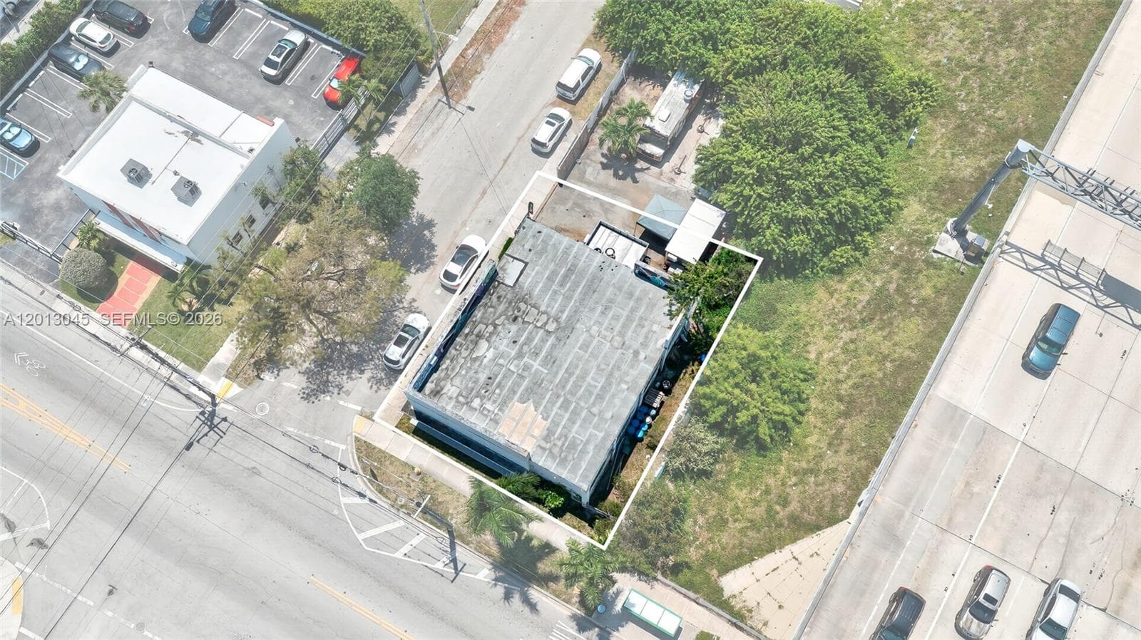 201 NW 37th St, Miami FL 33127 — 3