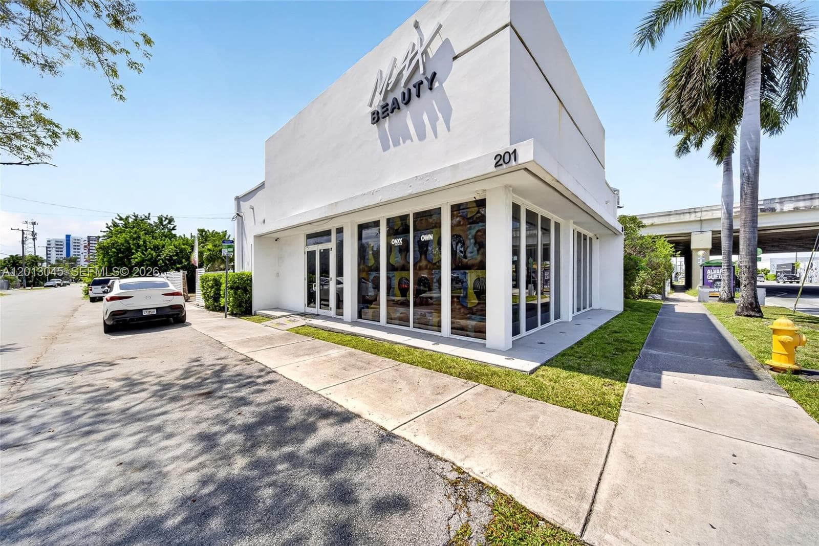 201 NW 37th St, Miami FL 33127 — 5