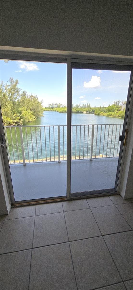 8240 SW 210th St # 214, Cutler Bay FL 33189 — 1