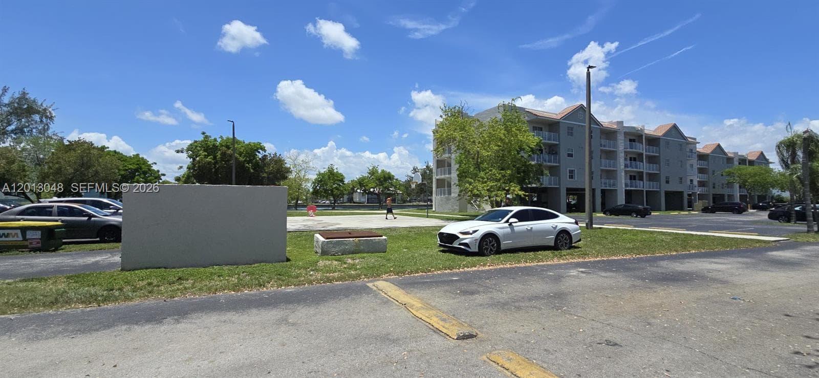 8240 SW 210th St # 214, Cutler Bay FL 33189 — 33