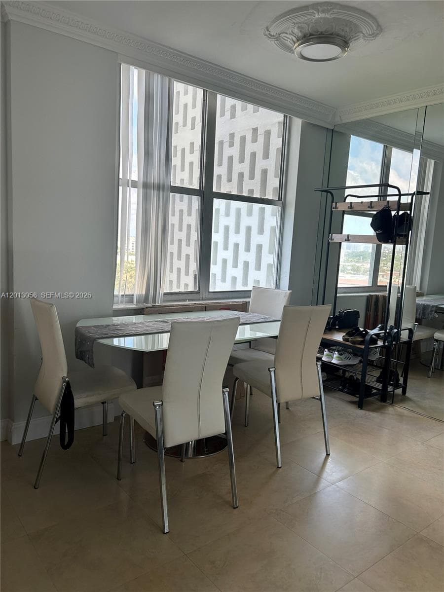 7441 Wayne Ave # 7J, Miami Beach FL 33141 — 9