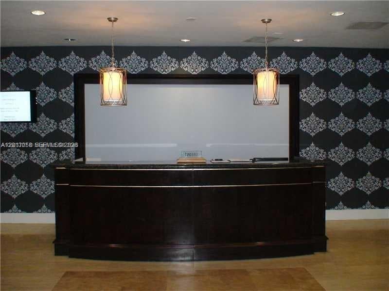 7441 Wayne Ave # 7J, Miami Beach FL 33141 — 21
