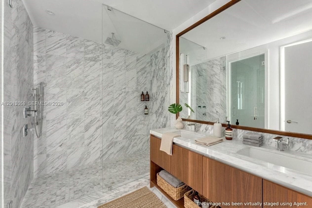 175 SE 25 RD # 3601, Miami FL 33129 — 13