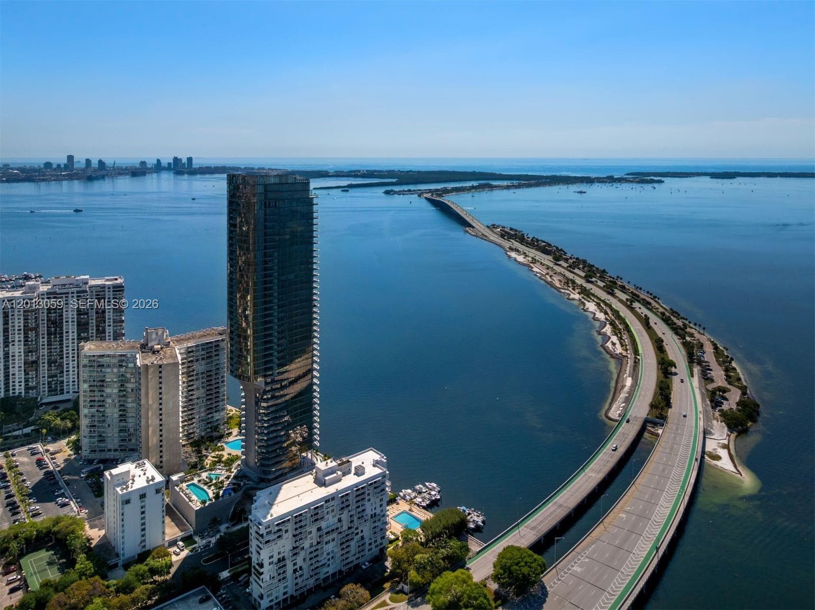 175 SE 25 RD # 3601, Miami FL 33129 — 25