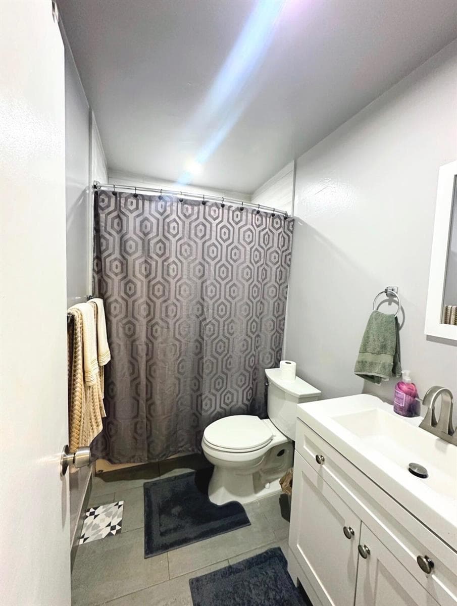 1000 NW 118th Street, Miami FL 33168 — 5