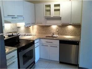 2016 Bay Dr # 407, Miami Beach FL 33141 — 6