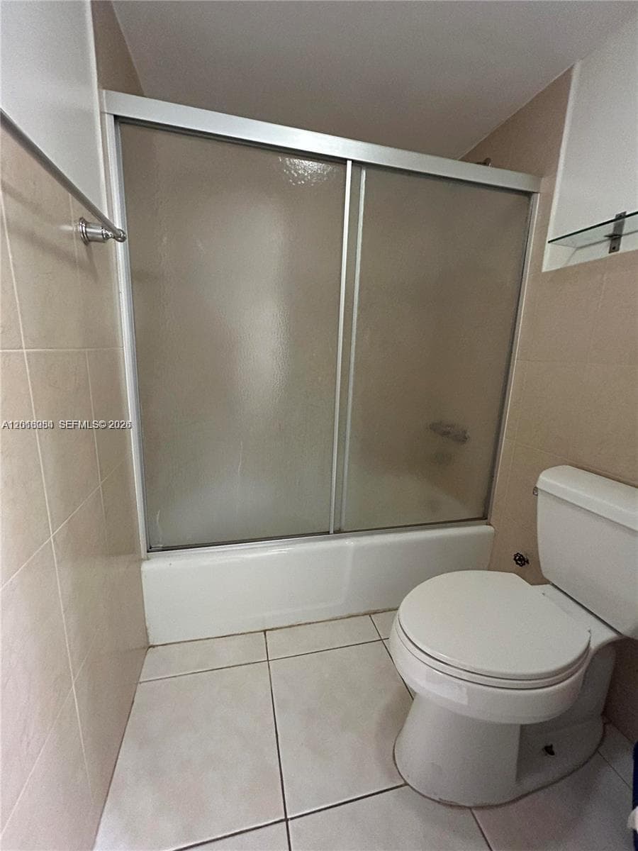 2016 Bay Dr # 407, Miami Beach FL 33141 — 12