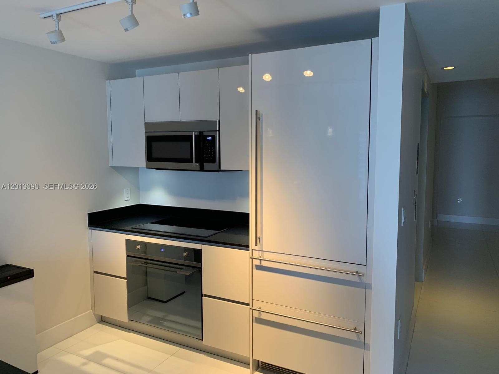 1010 Brickell Ave # 3704, Miami FL 33131 — 6