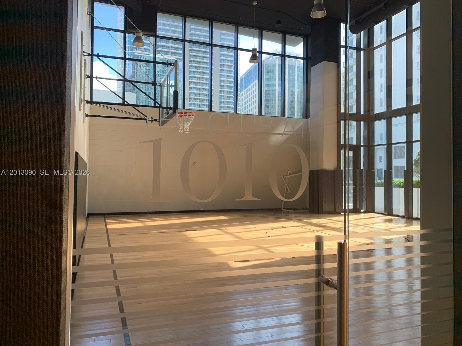 1010 Brickell Ave # 3704, Miami FL 33131 — 46