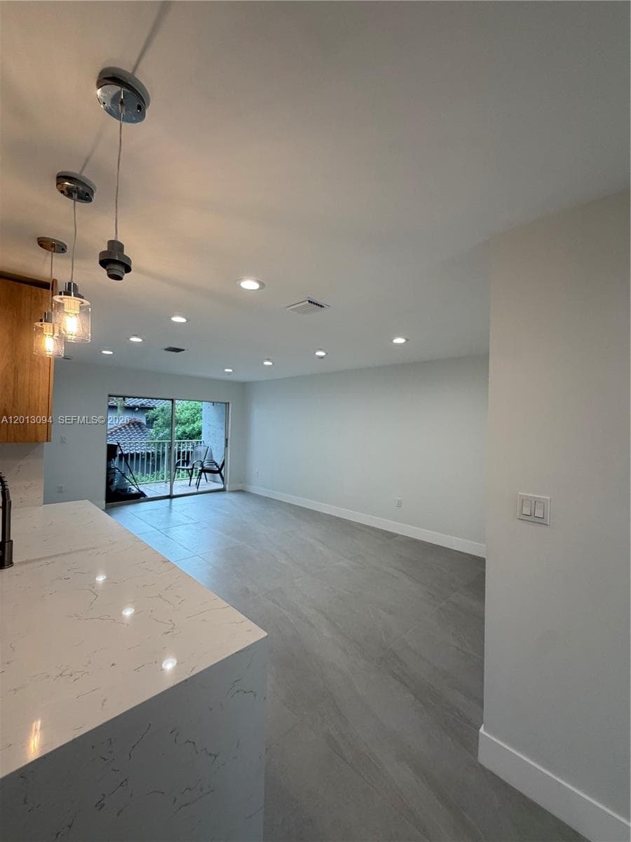 4708 NW 114th Ave # 3, Doral FL 33178 — 10