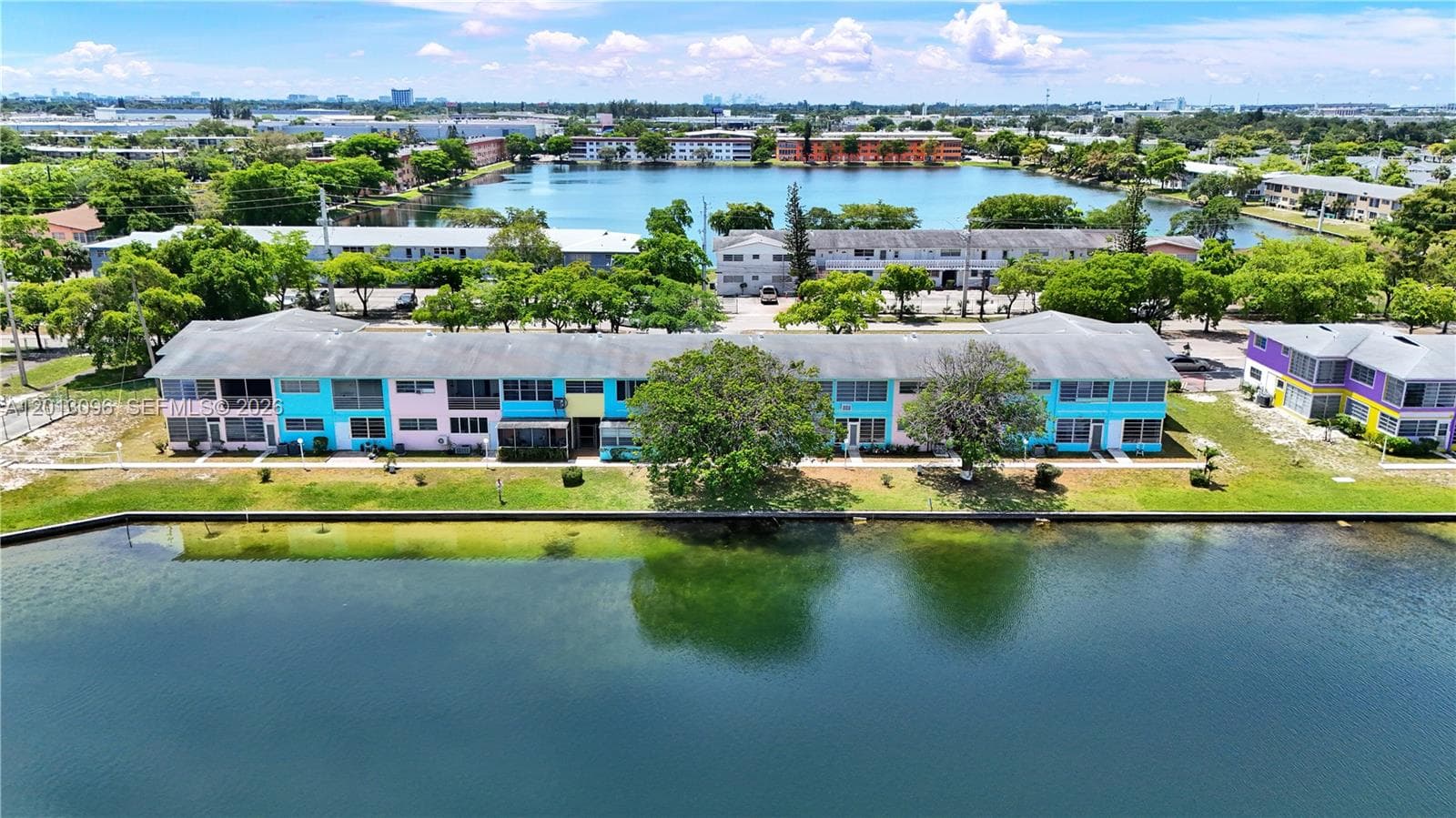 285 NE 191st St # 2911, Miami FL 33179 — 24