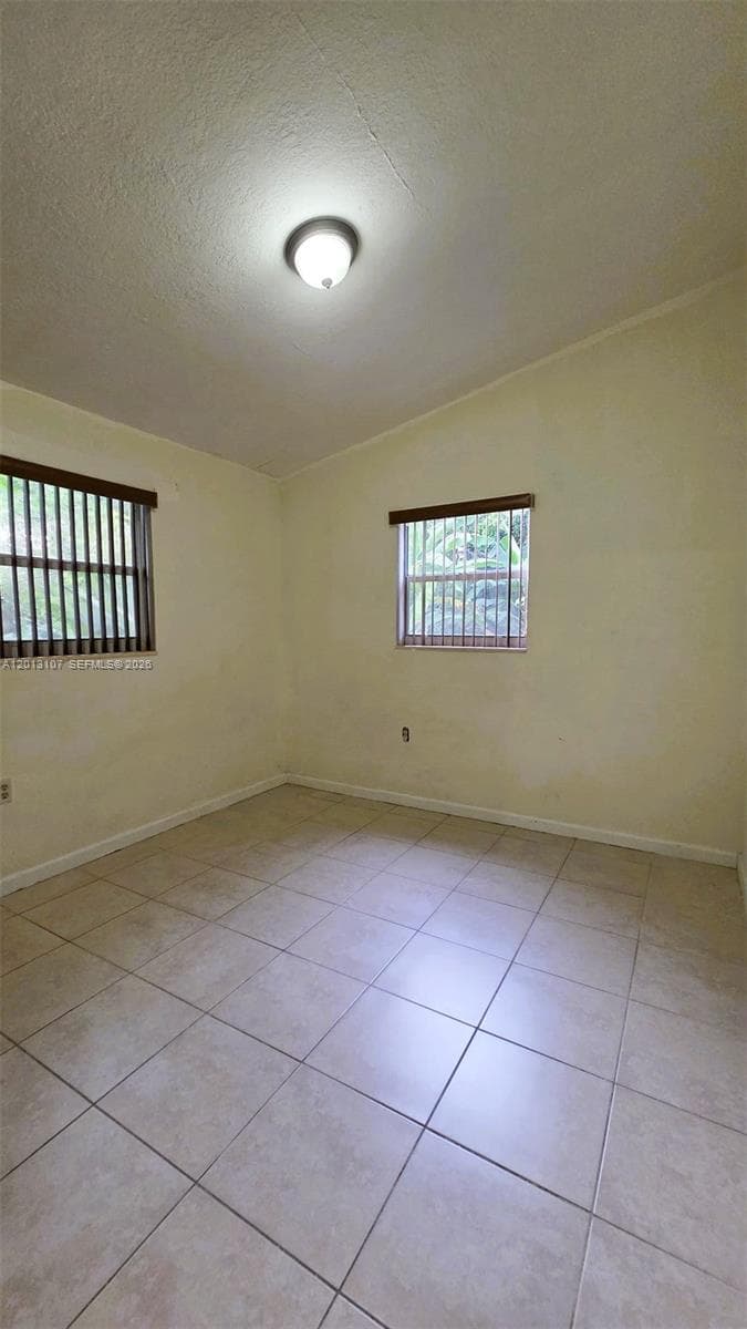 2335 NW 55th St, Miami FL 33142 — 24