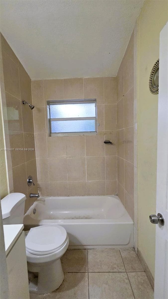 2335 NW 55th St, Miami FL 33142 — 19