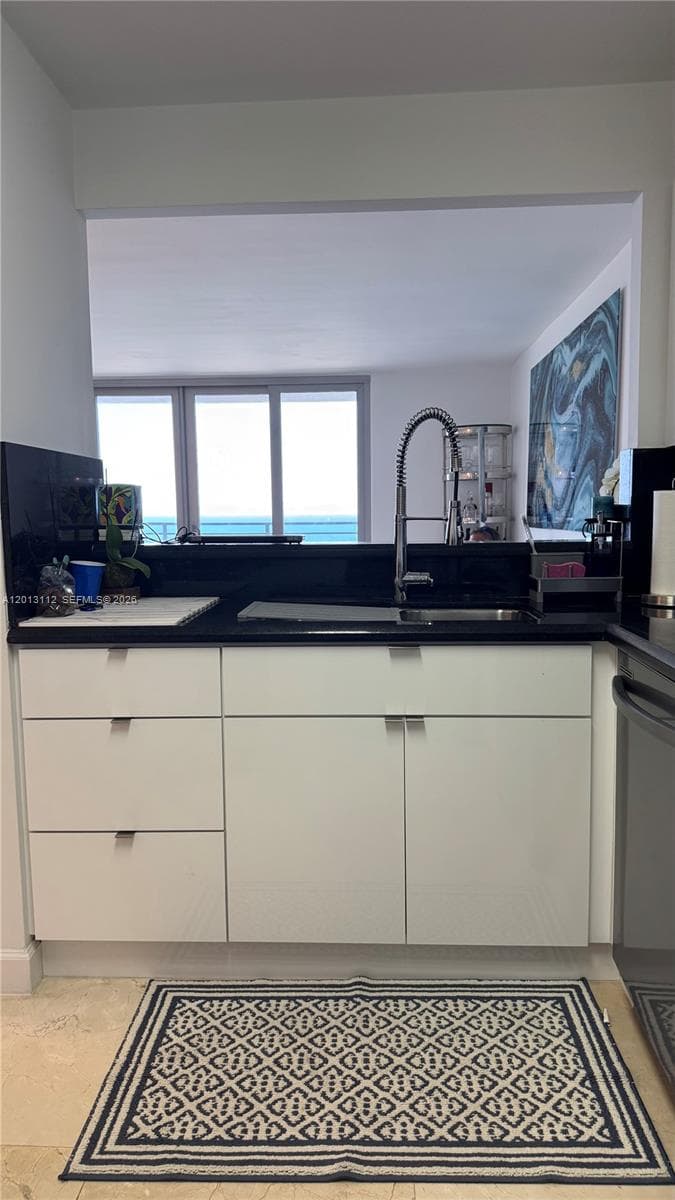 5555 Collins Ave # 14E, Miami Beach FL 33140 — 7