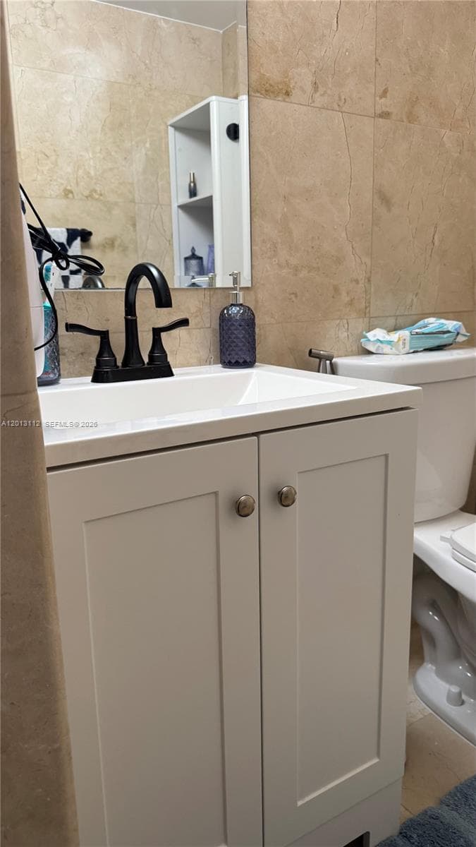 5555 Collins Ave # 14E, Miami Beach FL 33140 — 9