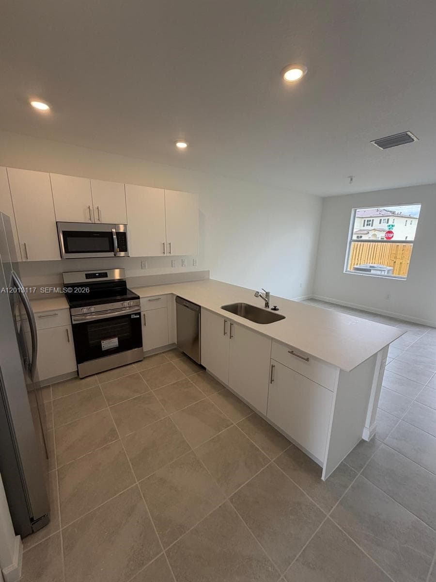 2643 SE 27 ST # 2643, Homestead FL 33035 — 3