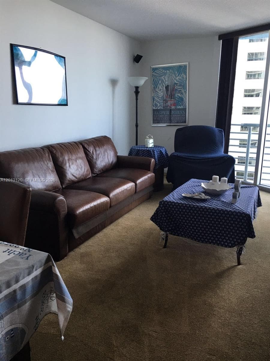 335 S Biscayne Blvd # 1510, Miami FL 33131 — 11