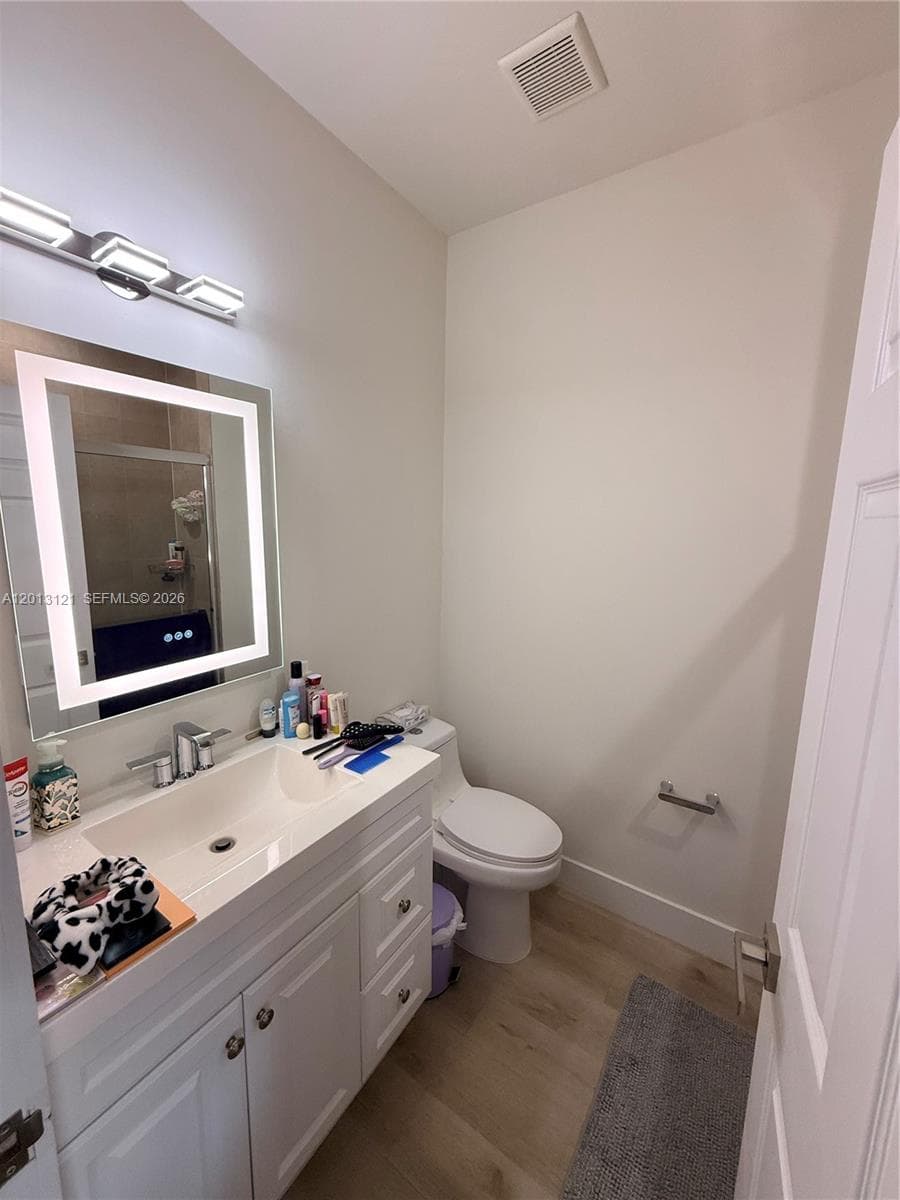 8640 NW 101st Pl, Doral FL 33178 — 27