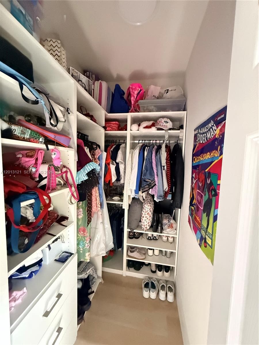 8640 NW 101st Pl, Doral FL 33178 — 26