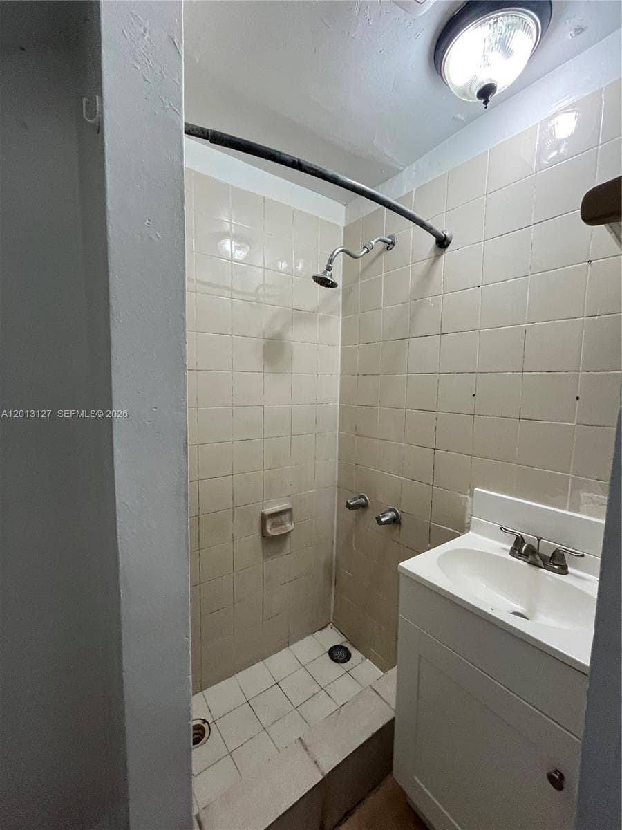19363 NW 45th Ave # 0, Miami Gardens FL 33055 — 4