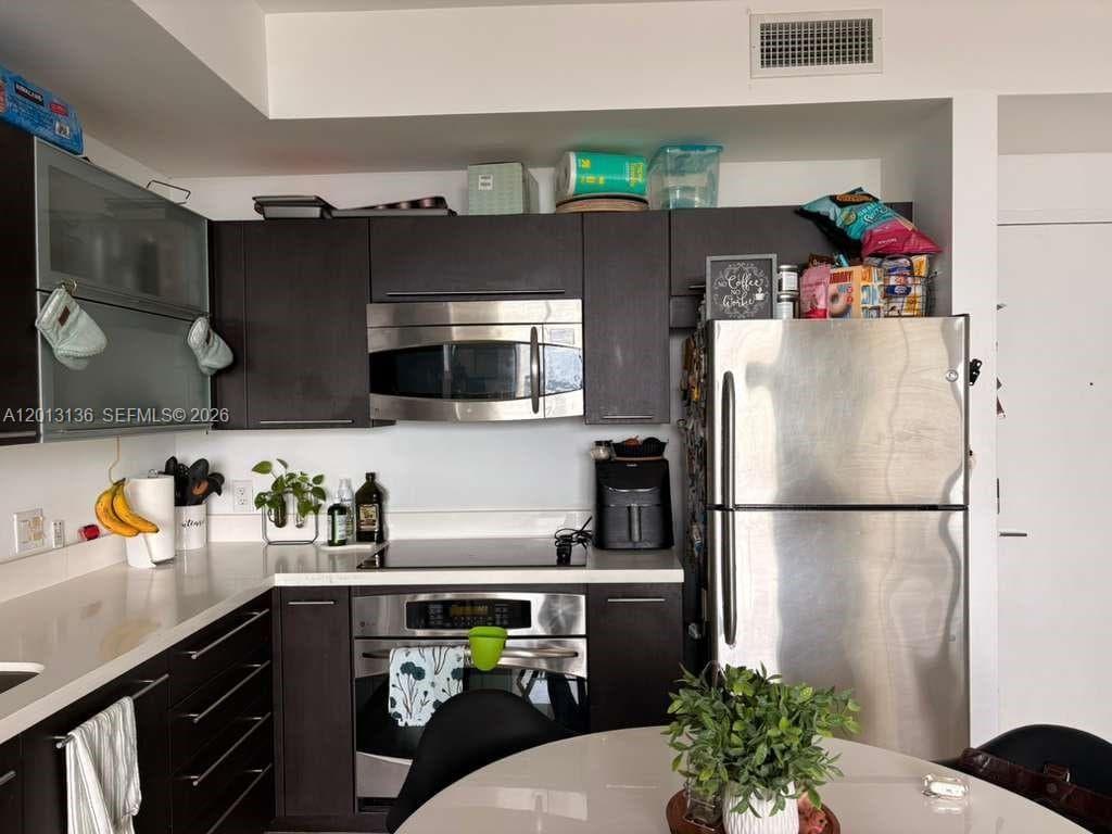90 SW 3rd St # 2106, Miami FL 33130 — 28