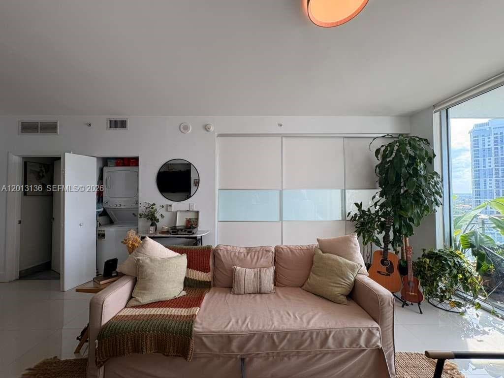 90 SW 3rd St # 2106, Miami FL 33130 — 8