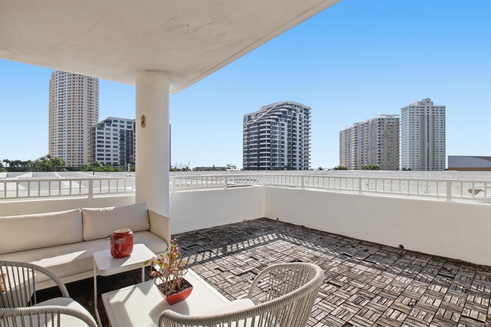 701 Brickell Key Boulevard # 610, Miami FL 33131 — 22