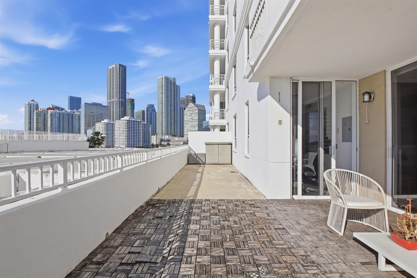 701 Brickell Key Boulevard # 610, Miami FL 33131 — 20