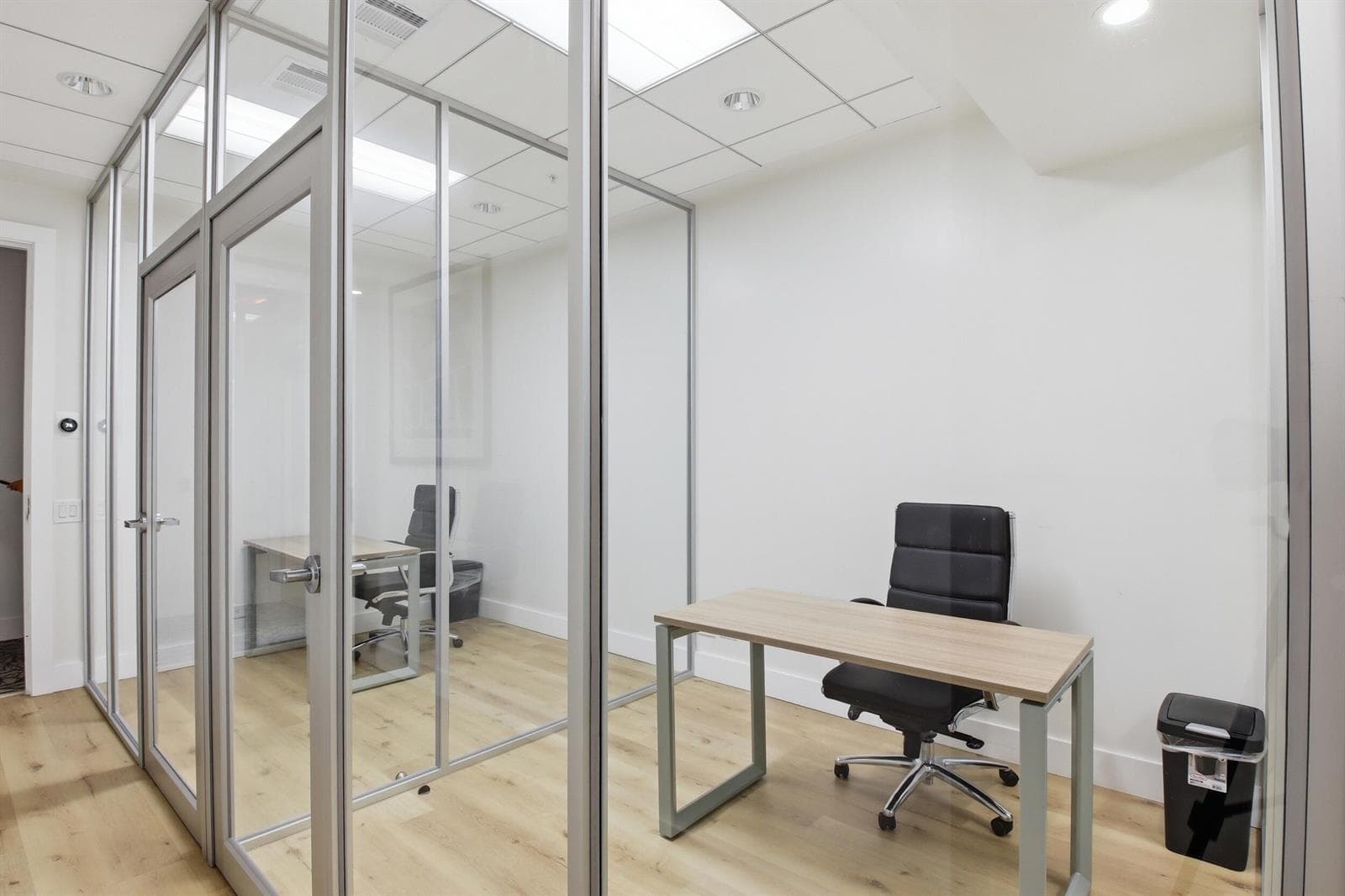 701 Brickell Key Boulevard # 610, Miami FL 33131 — 33