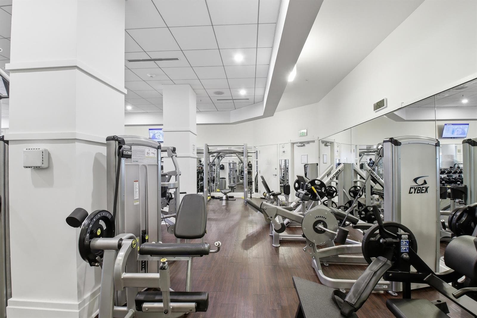 701 Brickell Key Boulevard # 610, Miami FL 33131 — 37