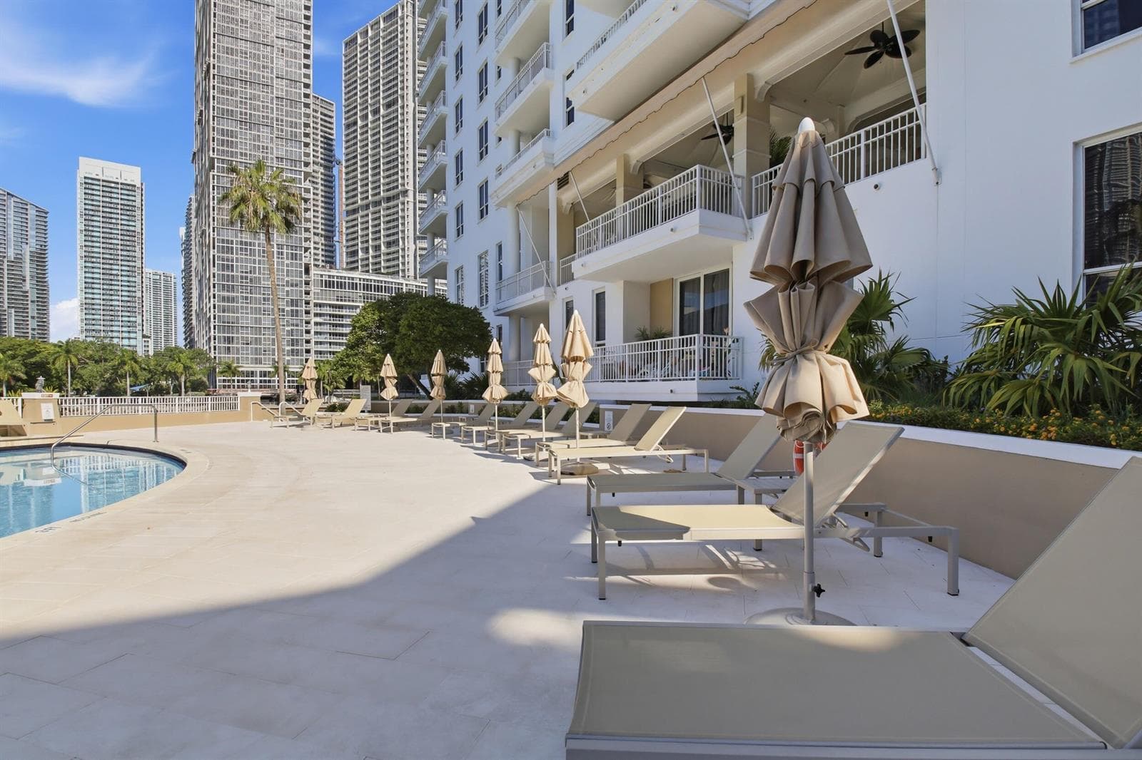 701 Brickell Key Boulevard # 610, Miami FL 33131 — 4