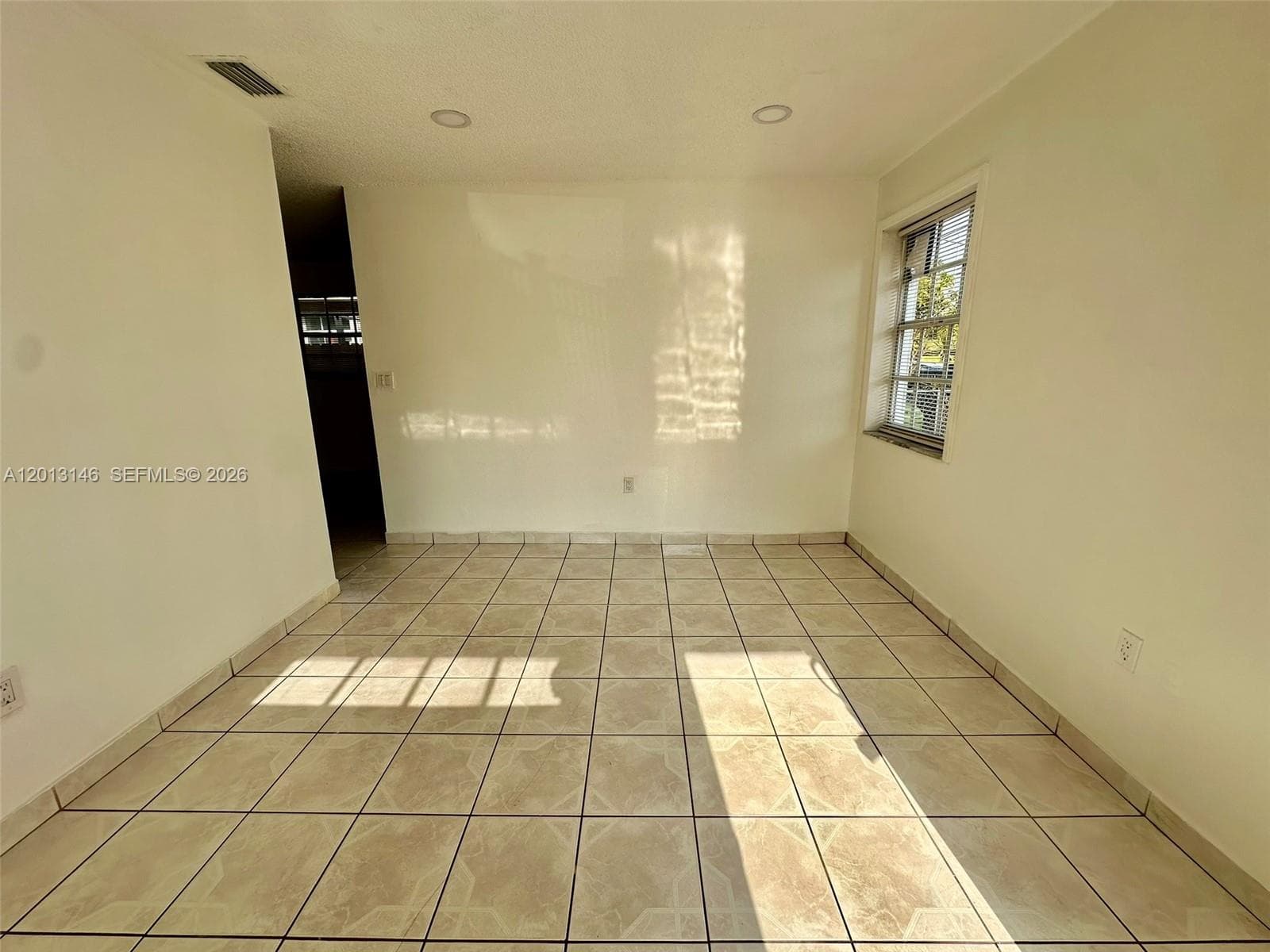 666 W 17th St # 1, Hialeah FL 33010 — 5