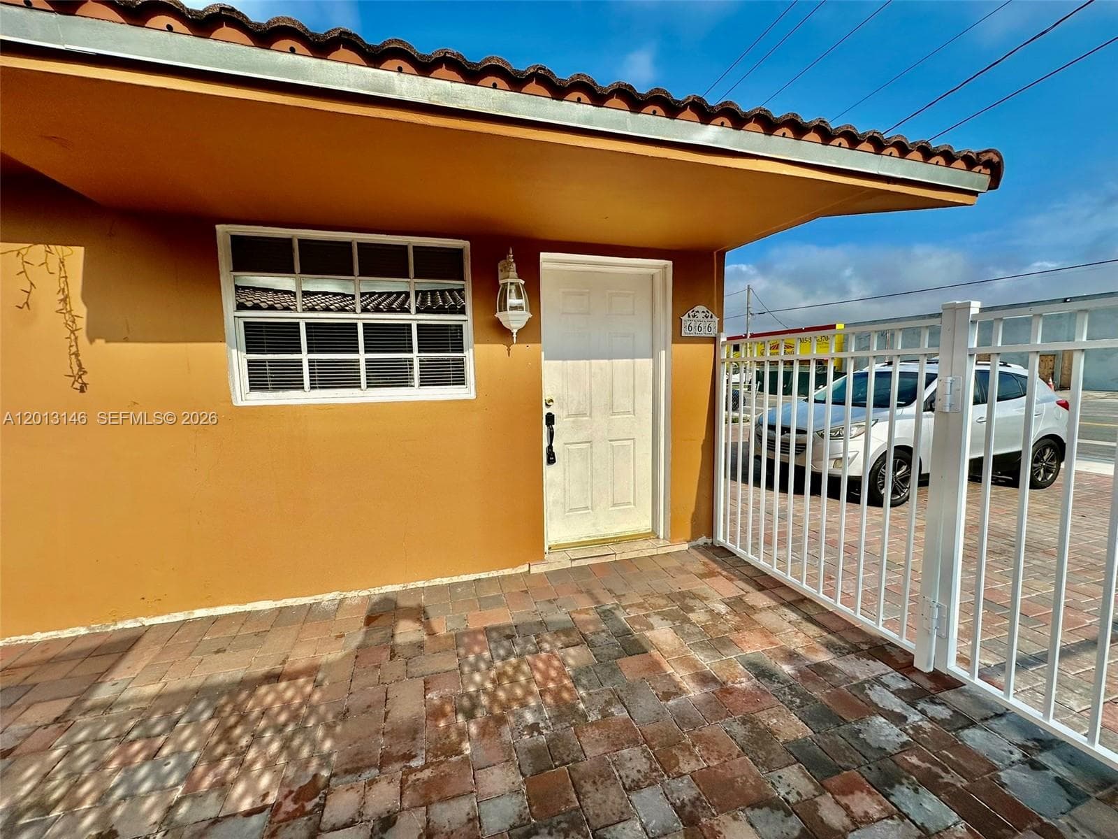 666 W 17th St # 1, Hialeah FL 33010 — 4