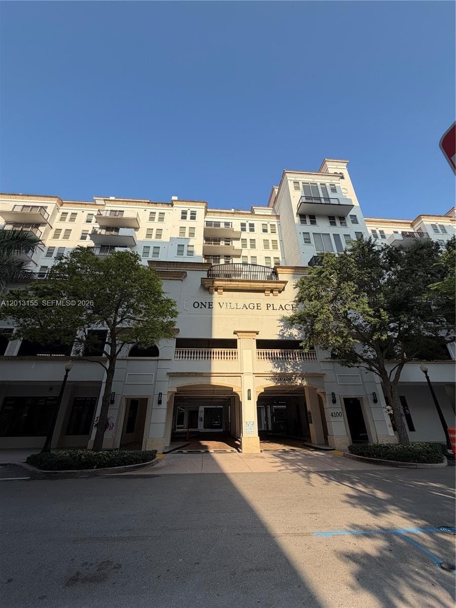 4100 Salzedo St # 508, Coral Gables FL 33146 — 1