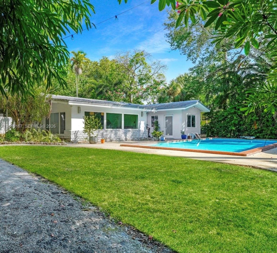 4510 Ingraham Hwy, Coral Gables FL 33133 — 23