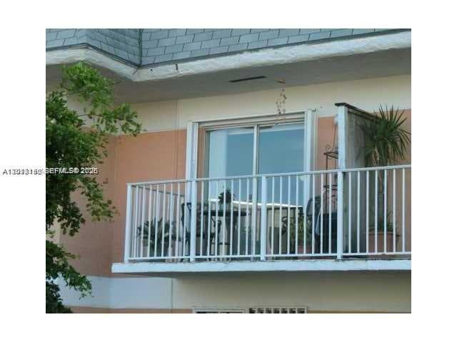 260 NW 107th Ave # 207, Miami FL 33172 — 1
