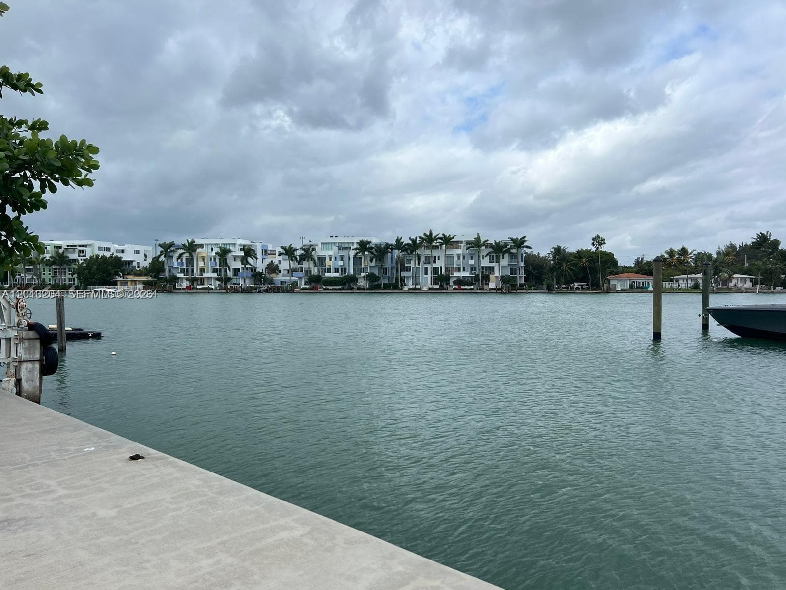 7590 Bayside Ln, Miami Beach FL 33141 — 11