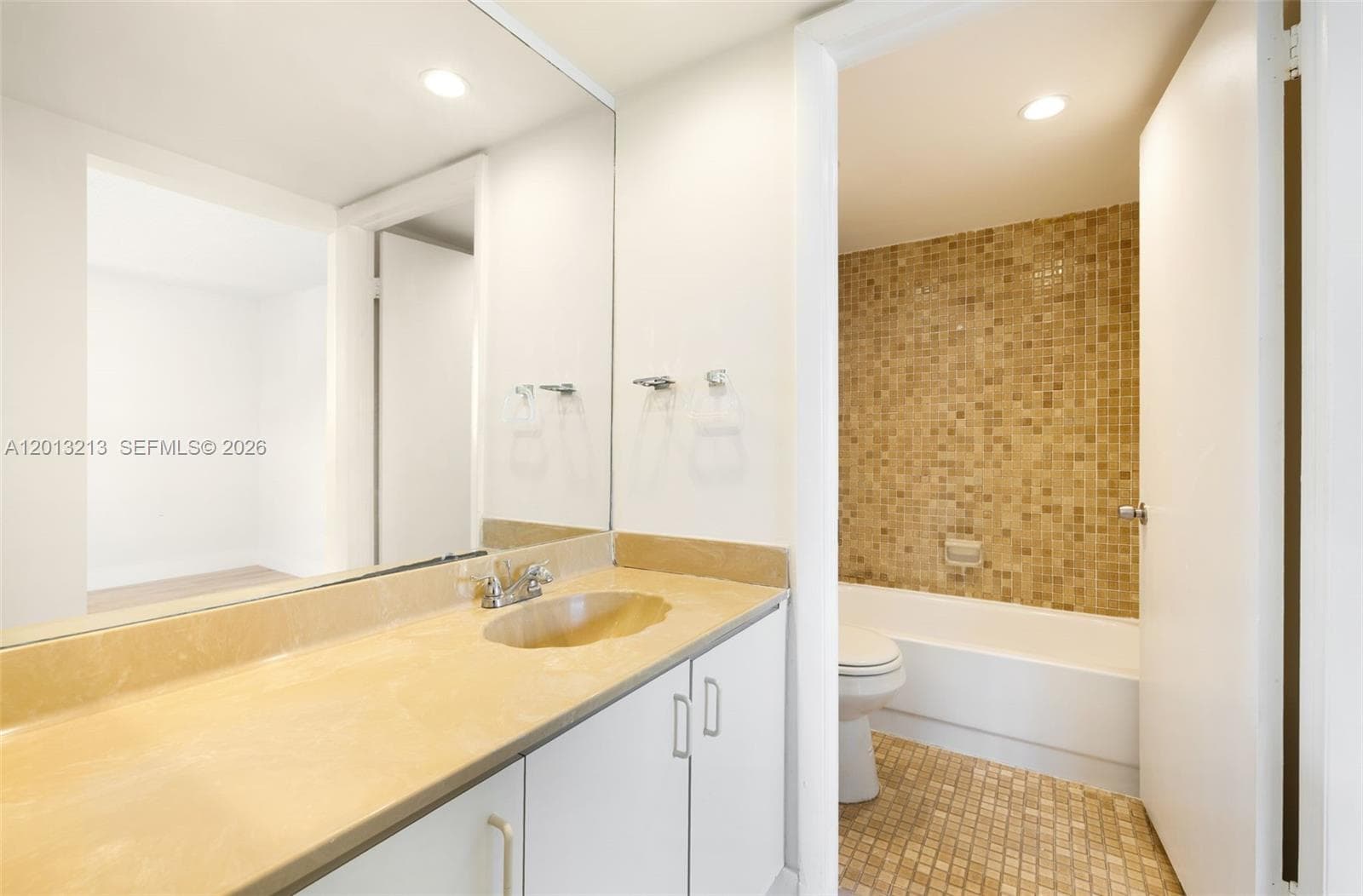 10825 SW 112th Ave # 213, Miami FL 33176 — 12