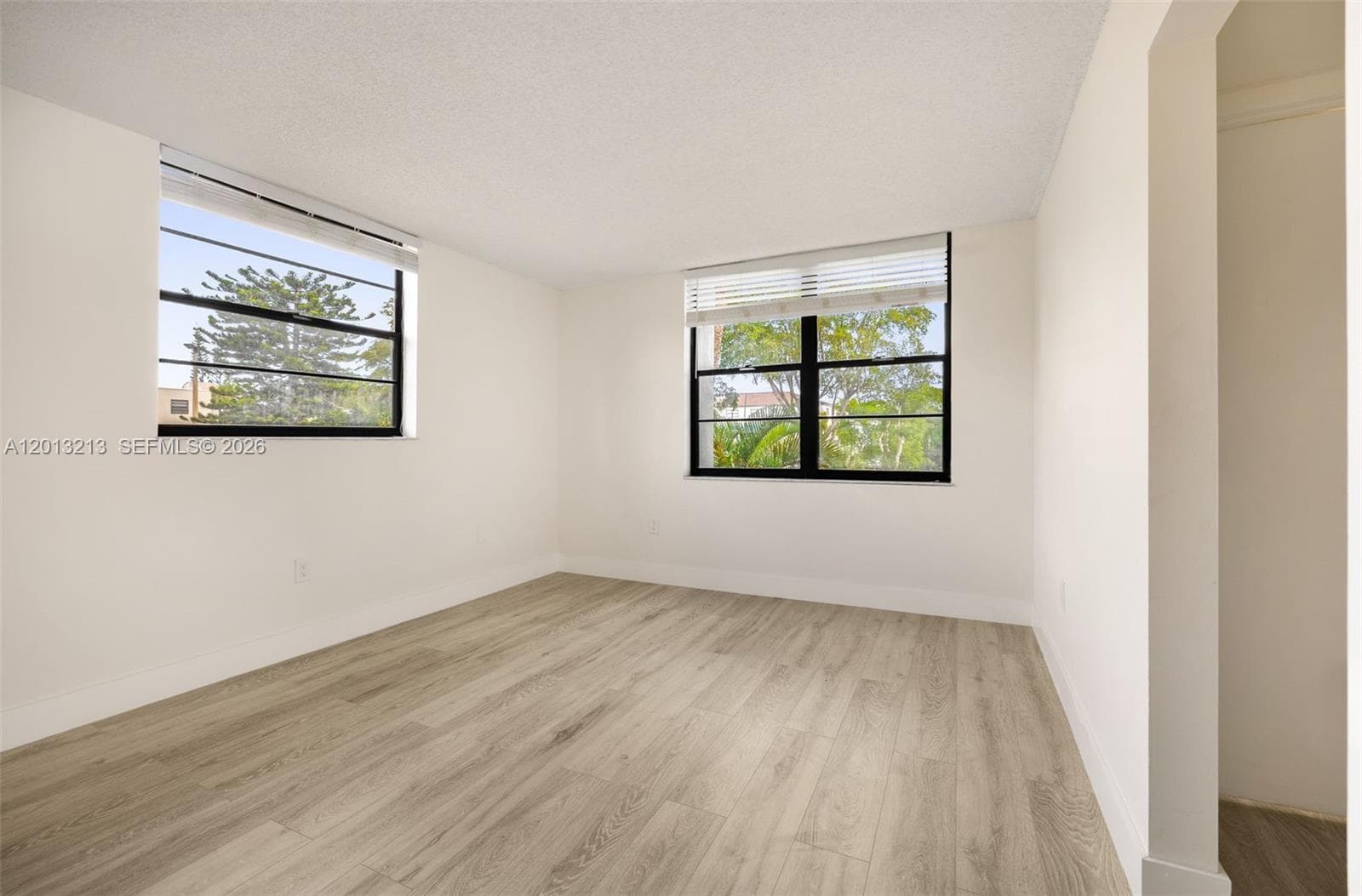 10825 SW 112th Ave # 213, Miami FL 33176 — 11