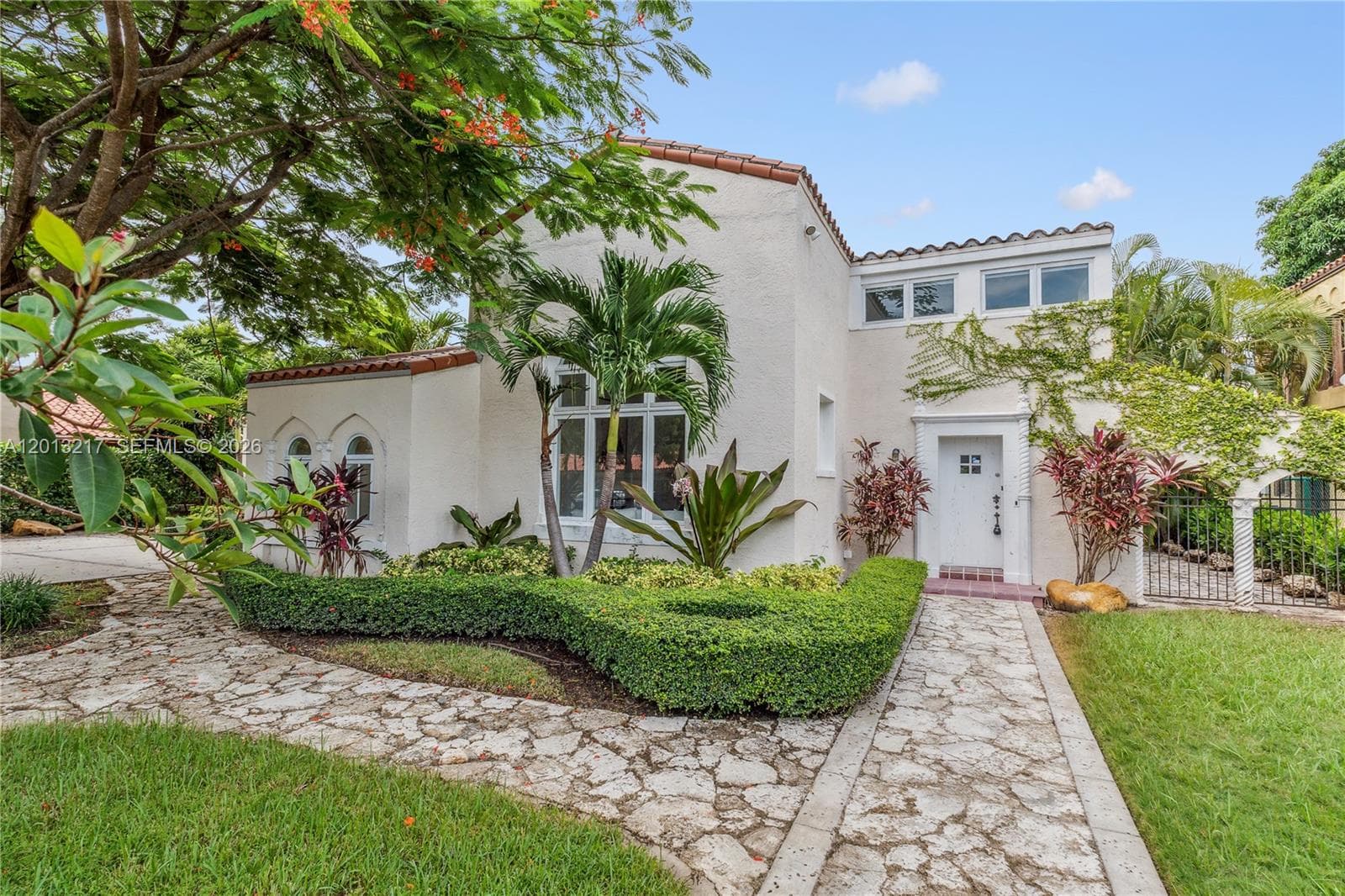 319 Mendoza Ave, Miami FL 33134 — 1