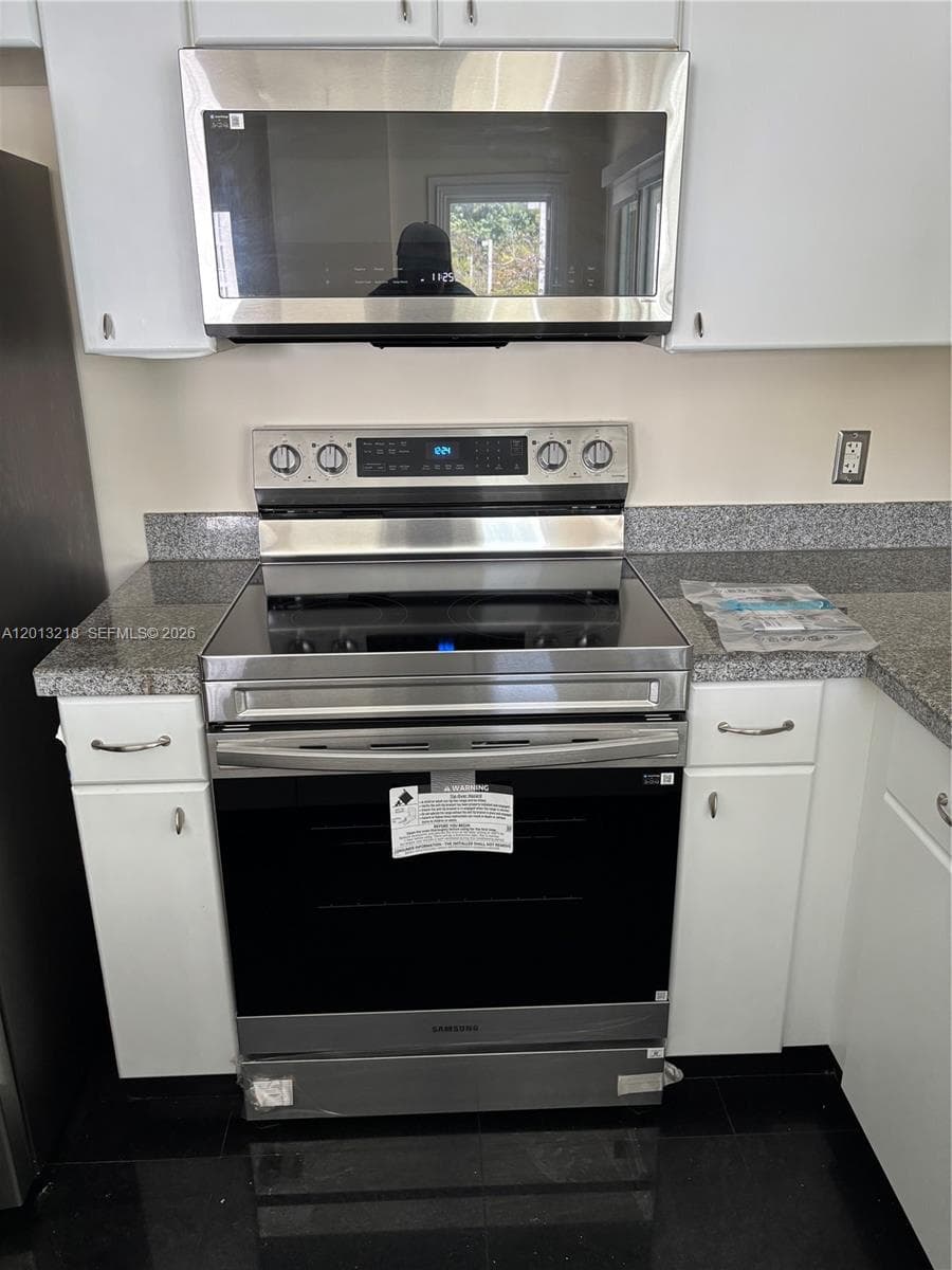 2740 SW 28th Ter # 308, Miami FL 33133 — 17