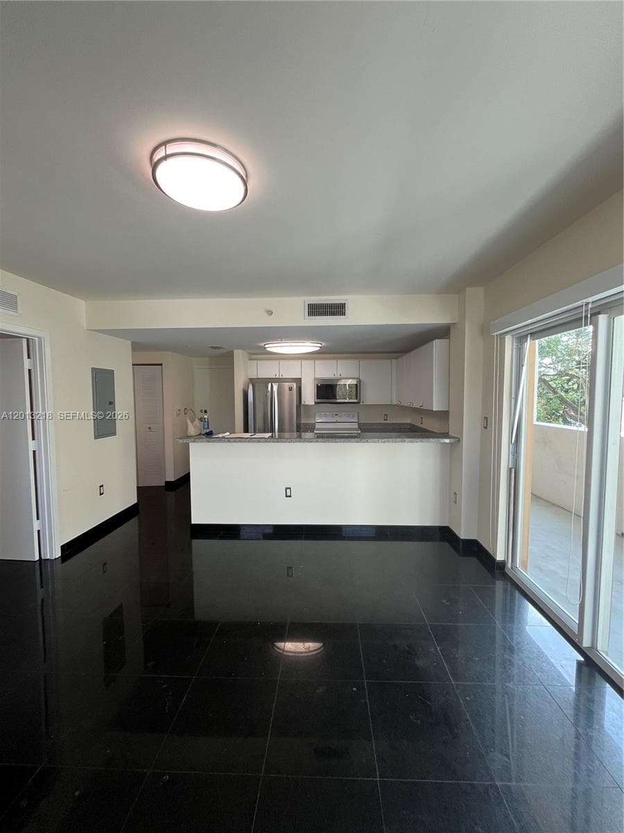 2740 SW 28th Ter # 308, Miami FL 33133 — 1