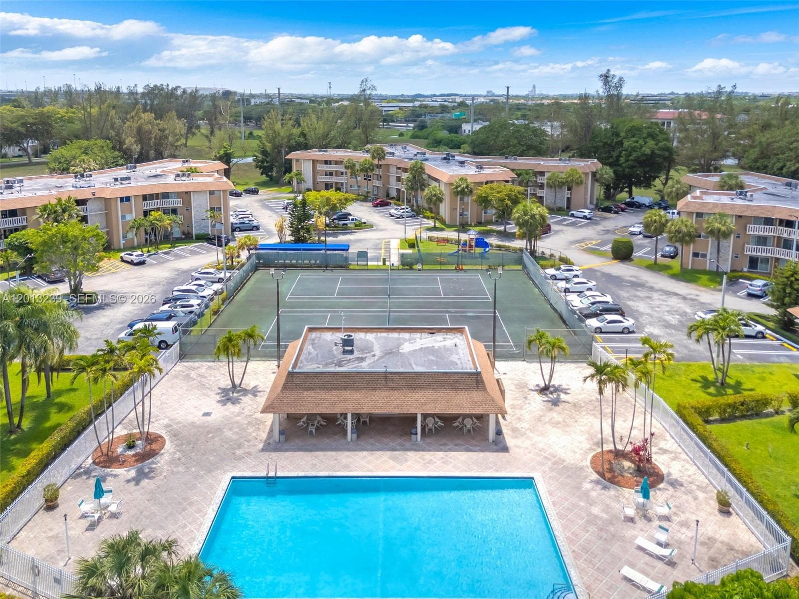 7400 Miami Lakes Dr # D205, Miami Lakes FL 33014 — 3