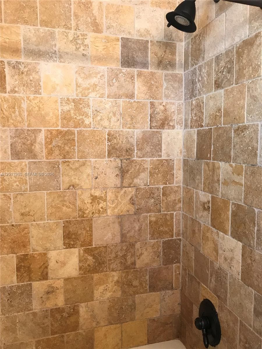 35 Antilla Ave # 2, Coral Gables FL 33134 — 12